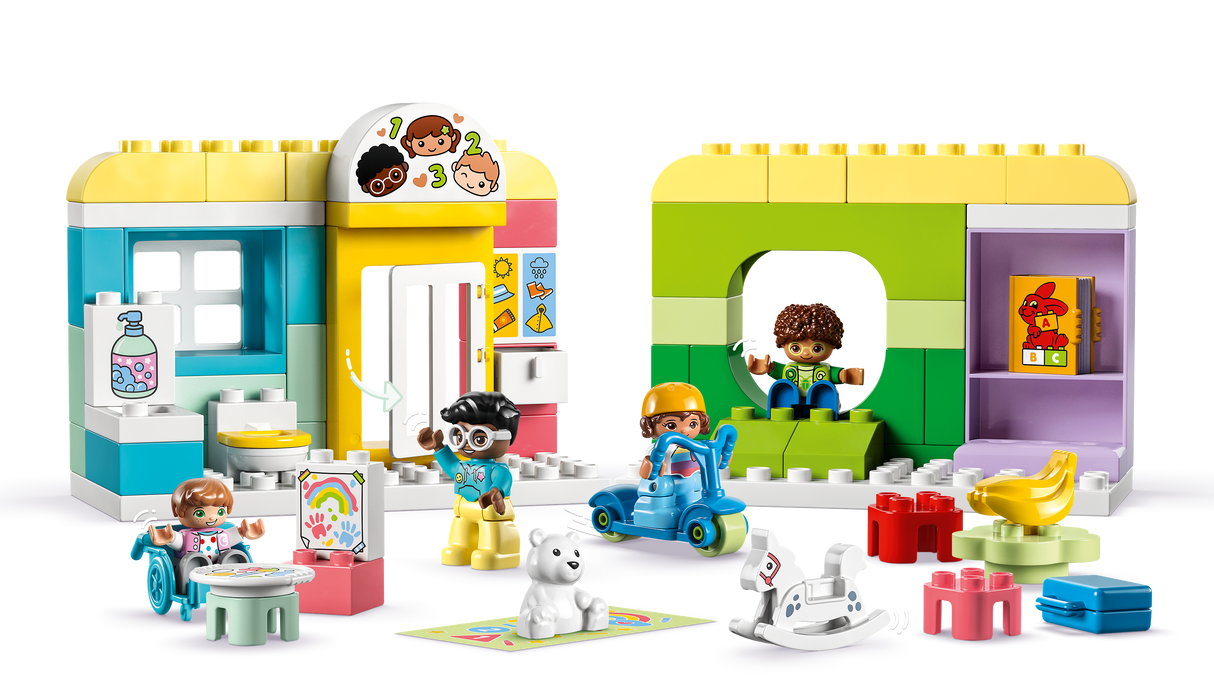 LEGO DUPLO Life At The Day Nursery 10992L