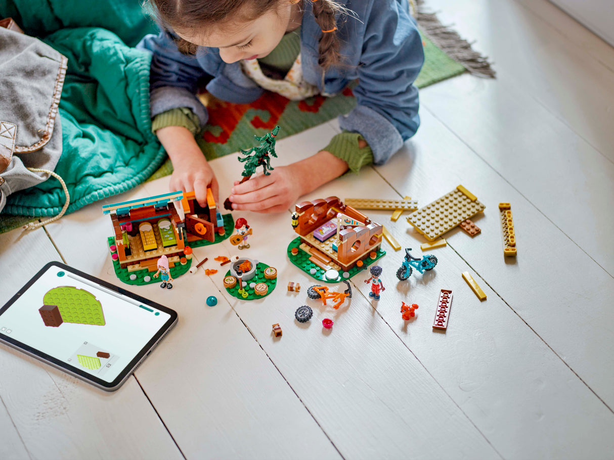 LEGO Friends The comfortable cabins of the adventure camp 42624L