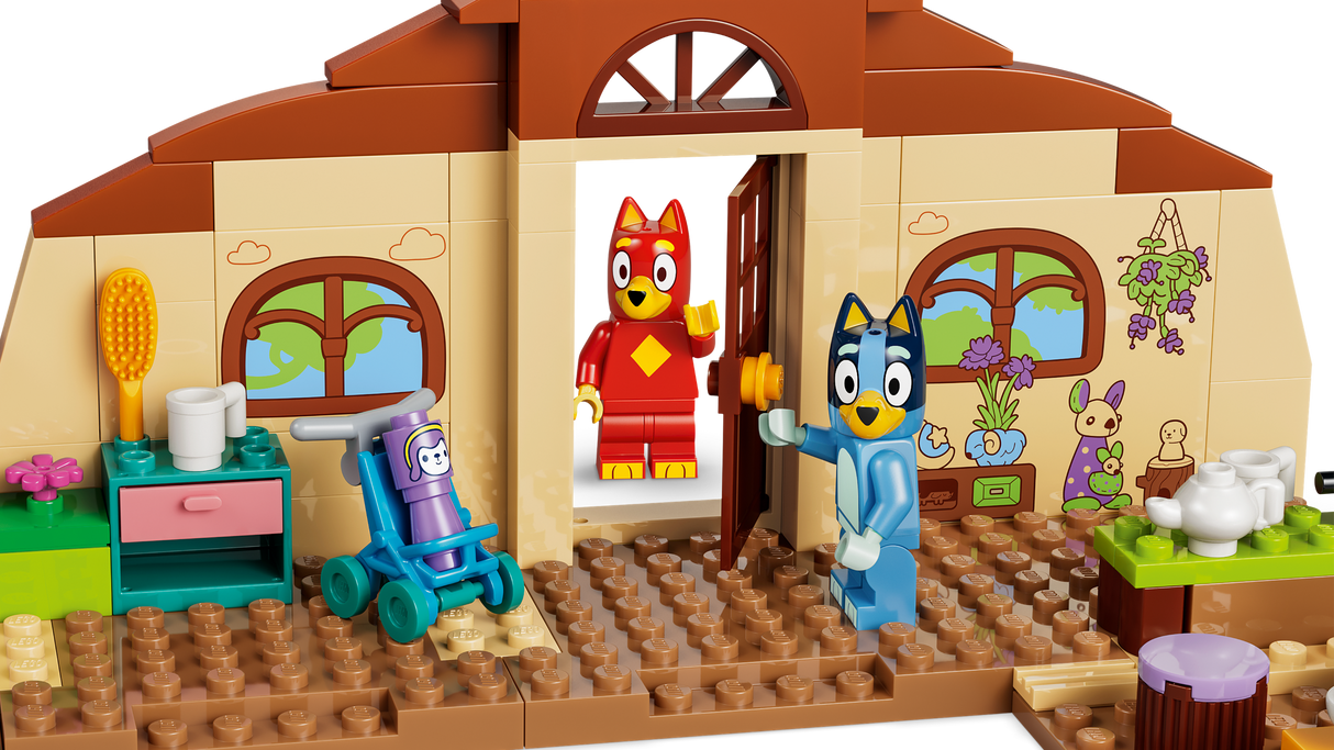 LEGO Bluey School with Rusty and Bluey 11221L