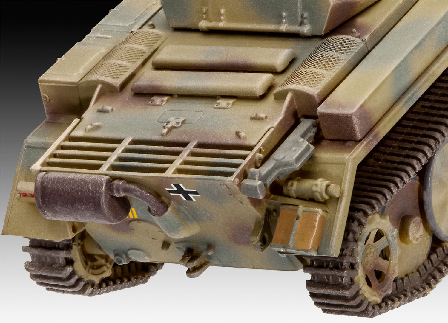 Revell Plastic Model PzKpfw II Ausf.L LUCHS (Sd.Kfz.123) 1:72 03266R