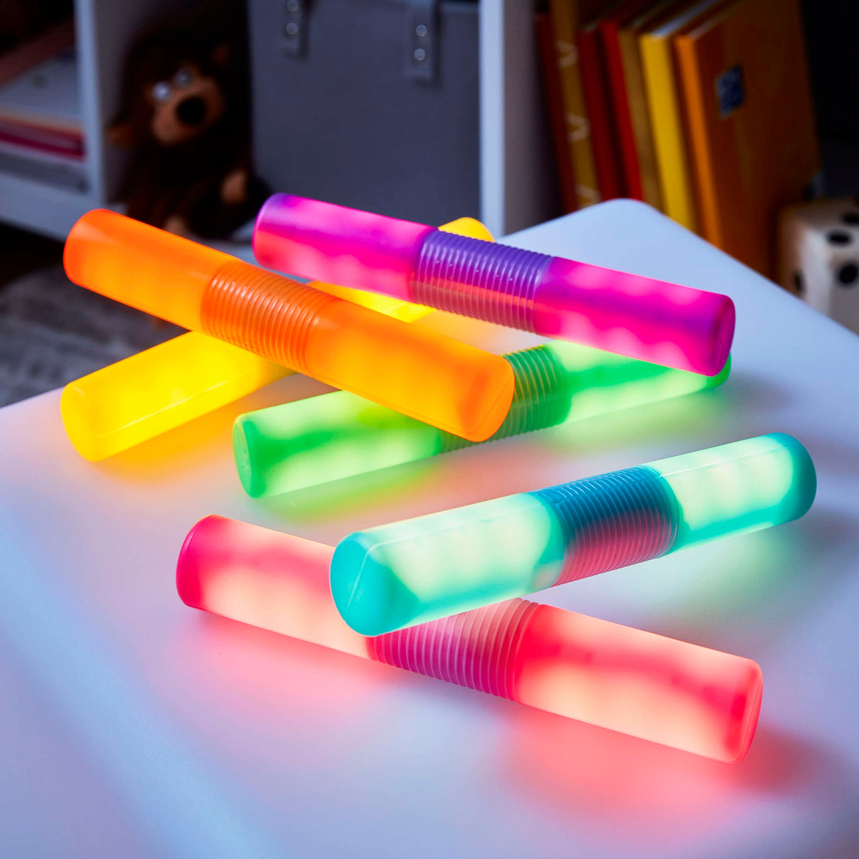 TTS Glow Cylinders 12pk EY11108B