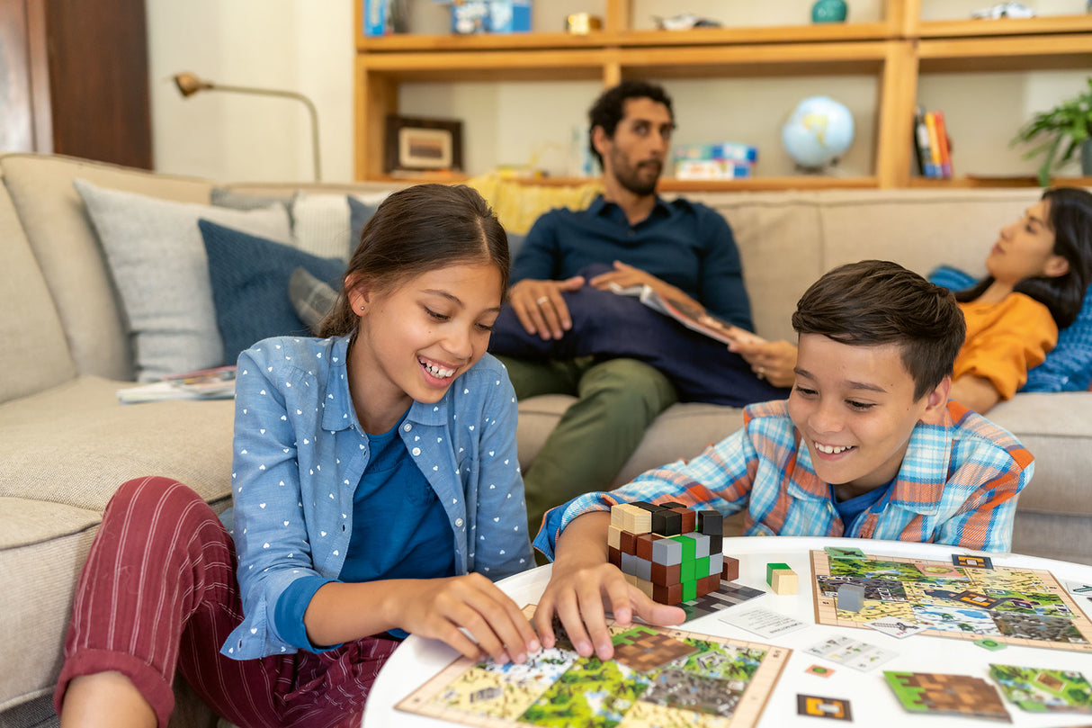 Ravensburger Board Game Minecraft Builders & Biomes 27088U