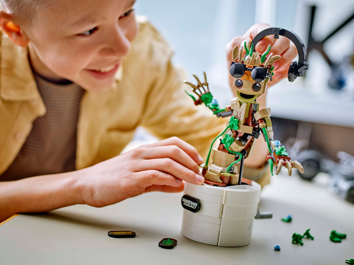 LEGO Super Heroes Dancing Groot 76297L