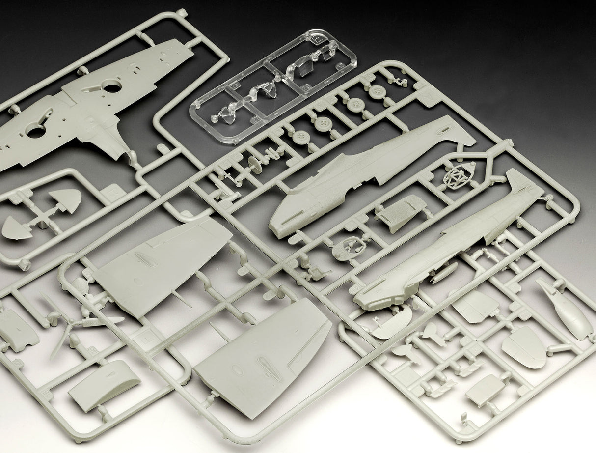 Revell plastic model Supermarine Spitfire Mk.Vb 1:72 03897R