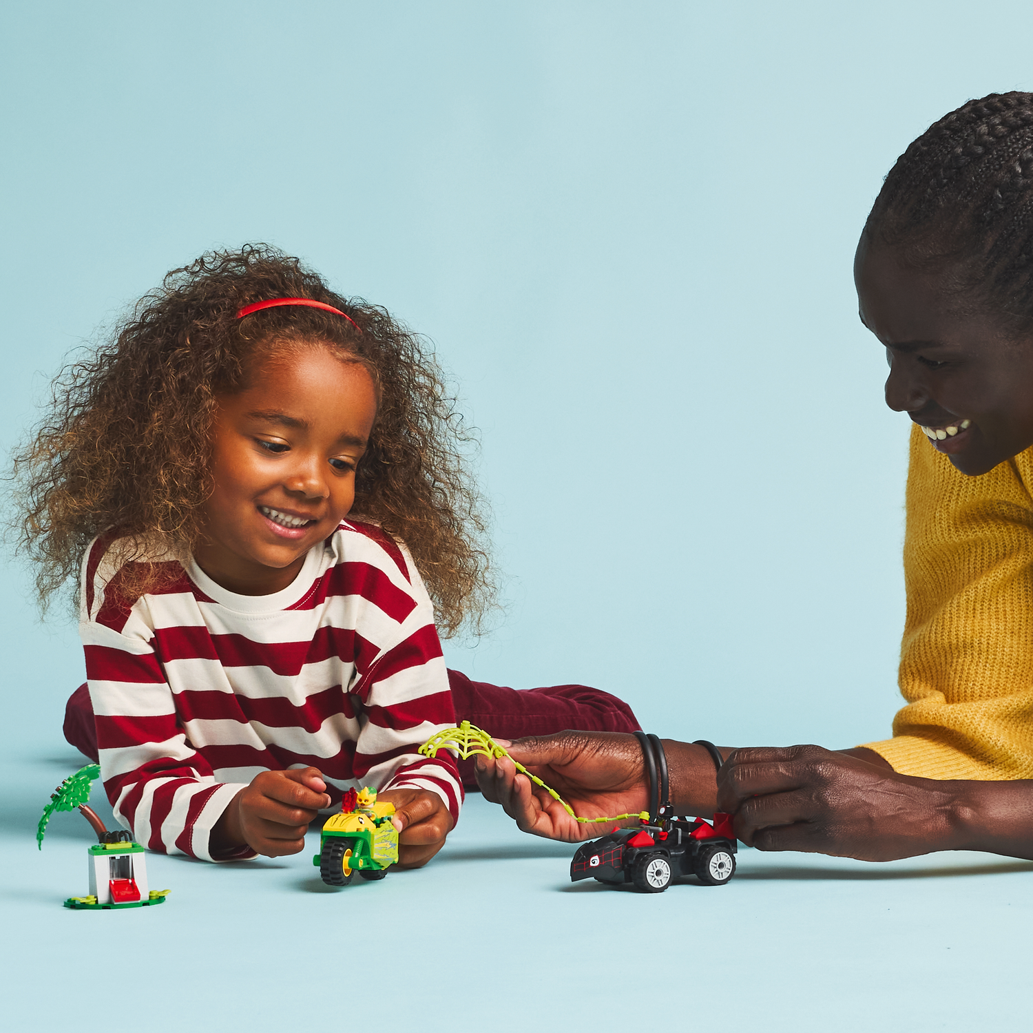 LEGO Spidey Spin and Electro Dinosaur Vehicle Chase 11198L