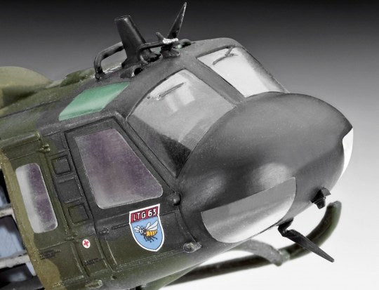Revell Plastic Model Bell UH-1D SAR 1:72 04444R