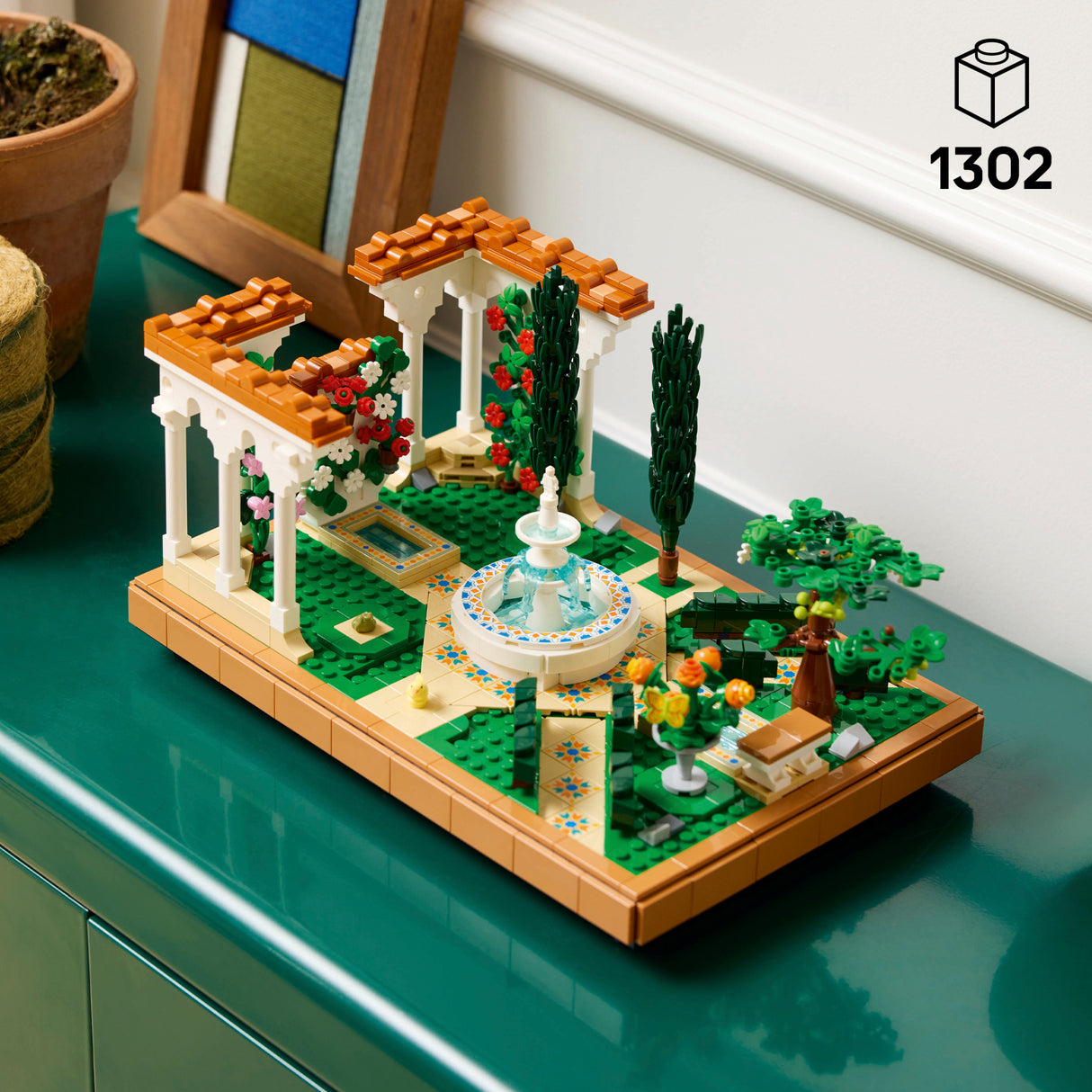 LEGO Icons Fountain Garden 10359L