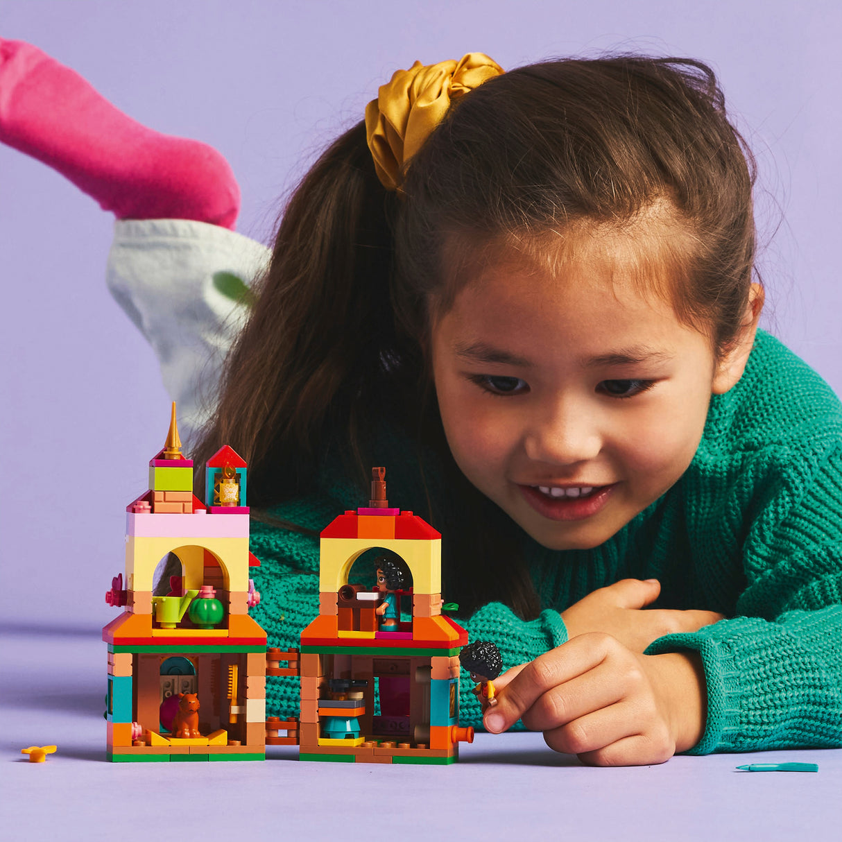 LEGO Disney Encanto Mini House 43261L