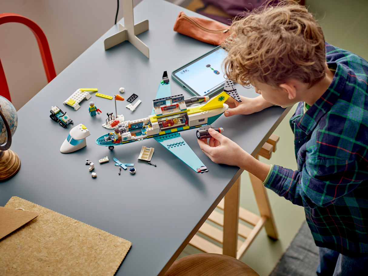 LEGO City Emergency Air Ambulance Airplane 60465L