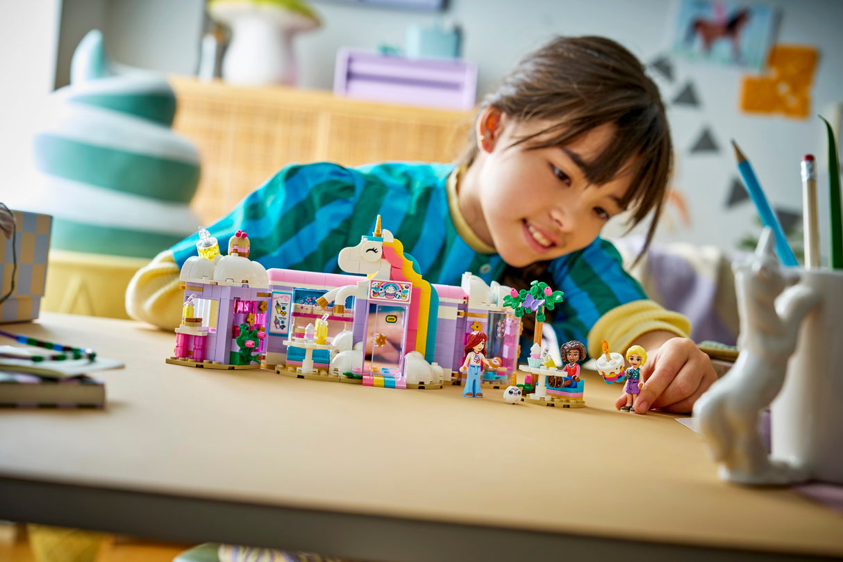 LEGO Friends Unicorn Dream Café 42684L
