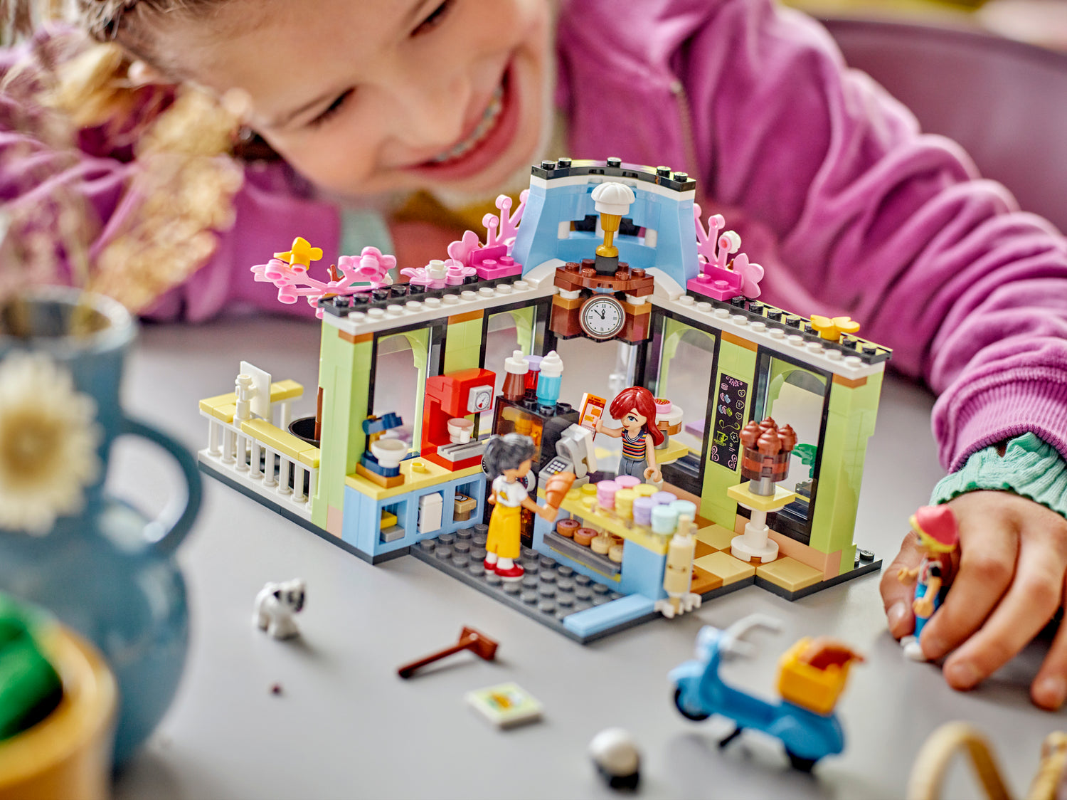 LEGO Friends Heartlake City Cafe
 42618L