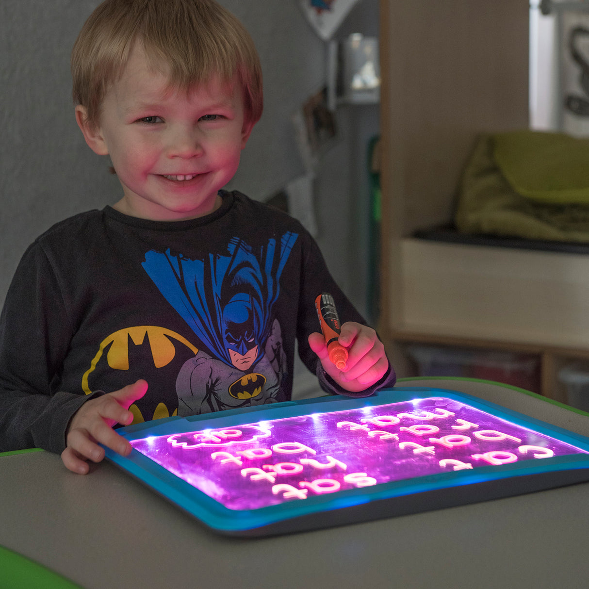 TTS A4 Illuminated Mark Making Boards 4pk EY06939B