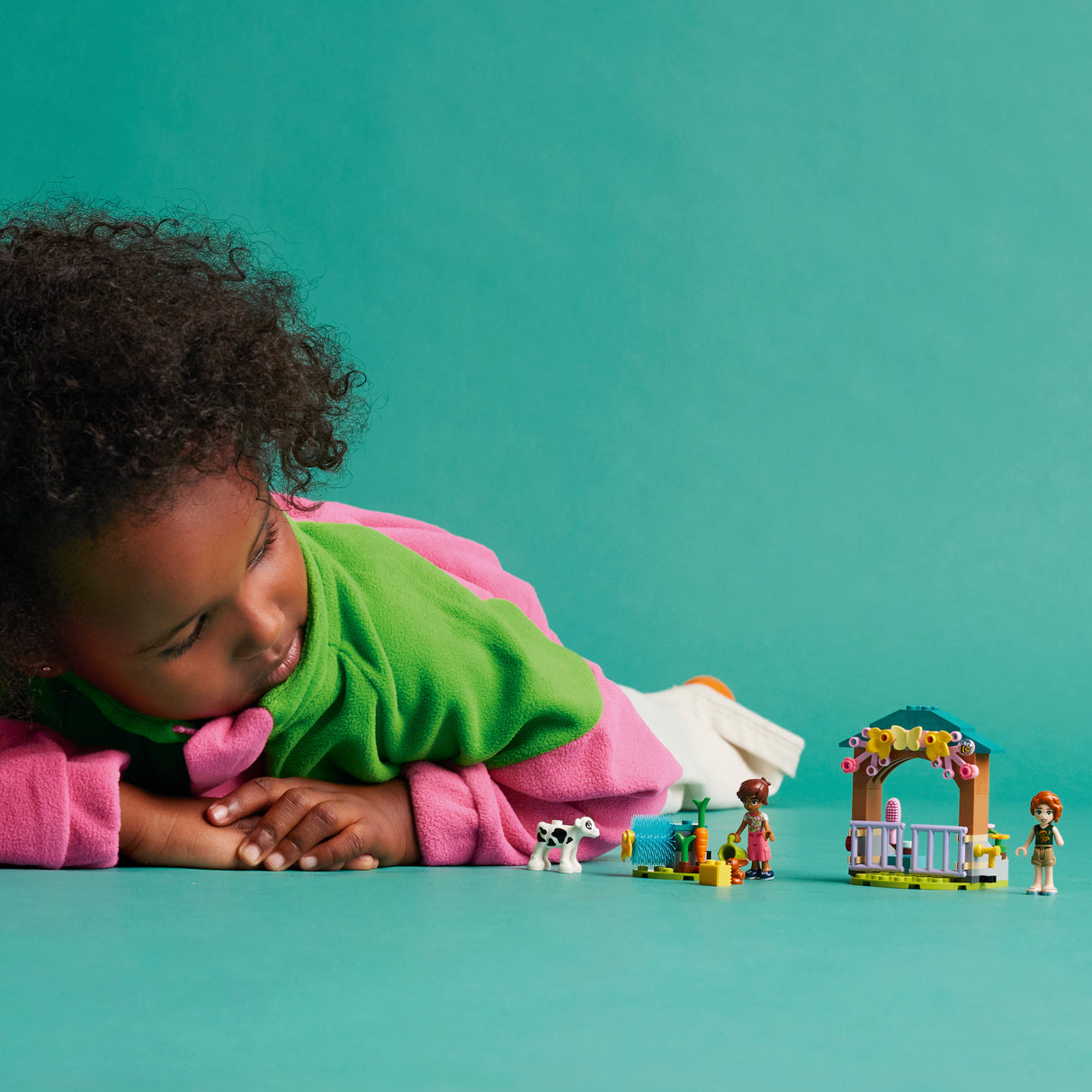 LEGO Friends Autumn's Baby Cow Shed 42607L