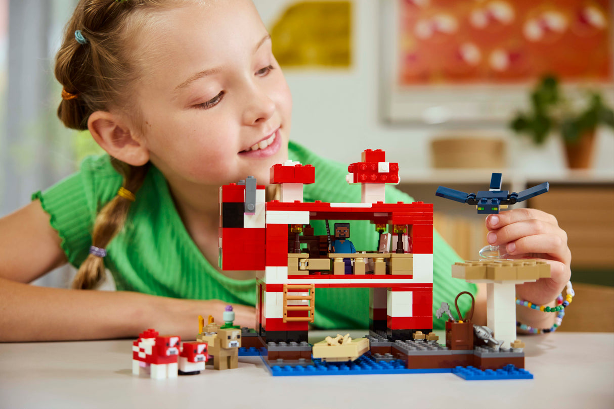 LEGO Minecraft The Mooshroom House 21270L
