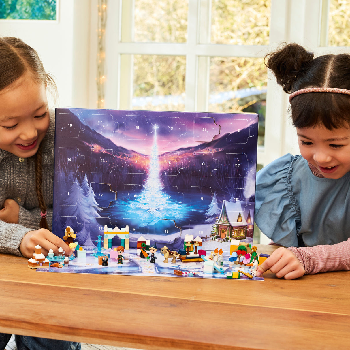 LEGO Disney Frozen Advent Calendar 2025 43273L