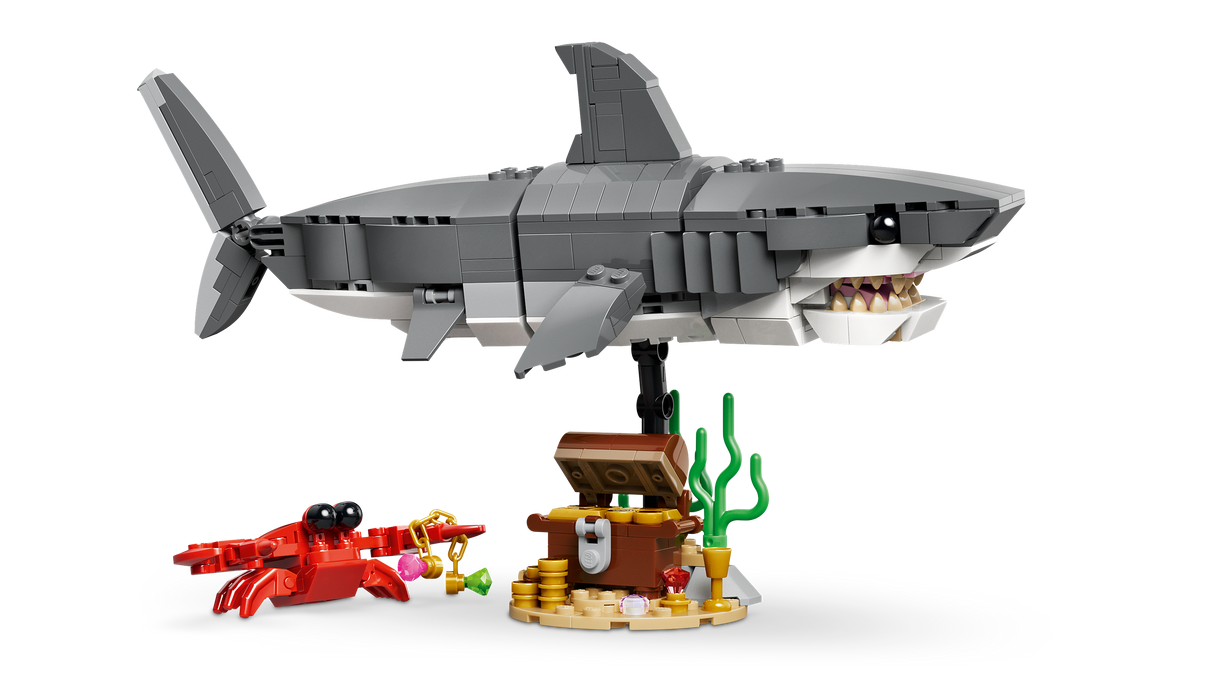 LEGO Creator Fierce Shark with a Treasure Chest 31381L