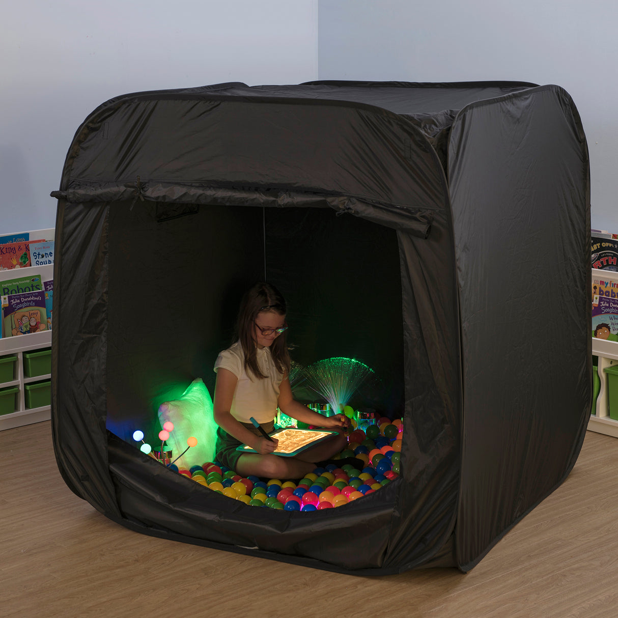 TTS Pop-Up Sensory Space Black SD10015B