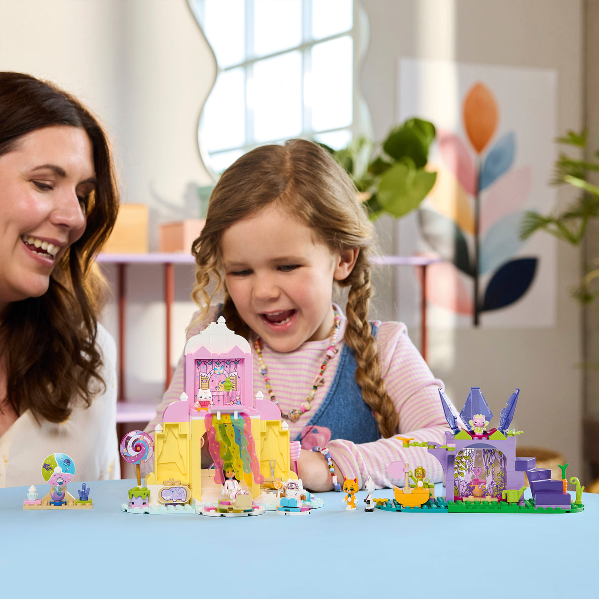 LEGO Gabby`s Dollhouse Sweet Treat Mountain & Kitty Garden 11205L