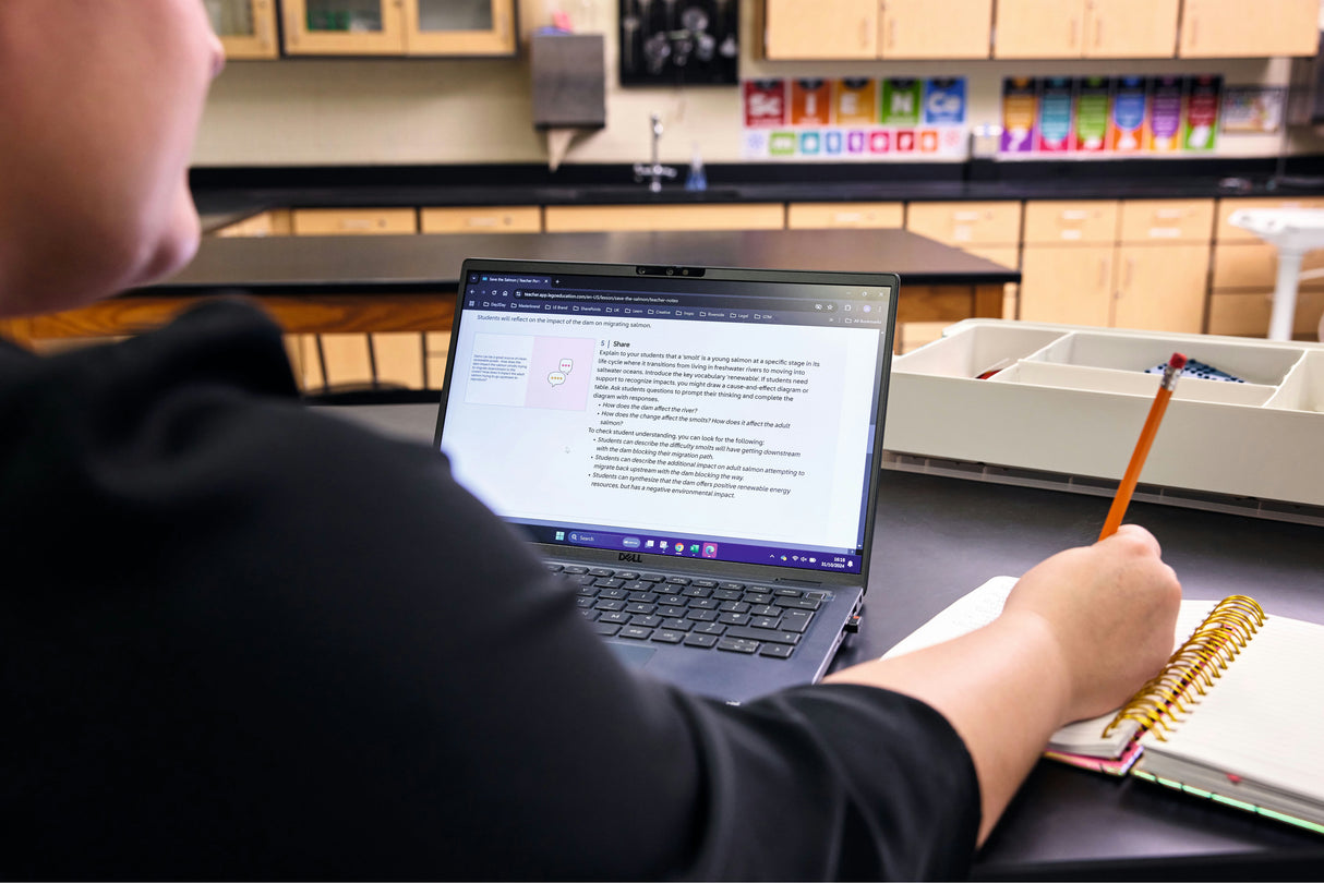 LEGO Education Science Kit: Year 7-9 45622L