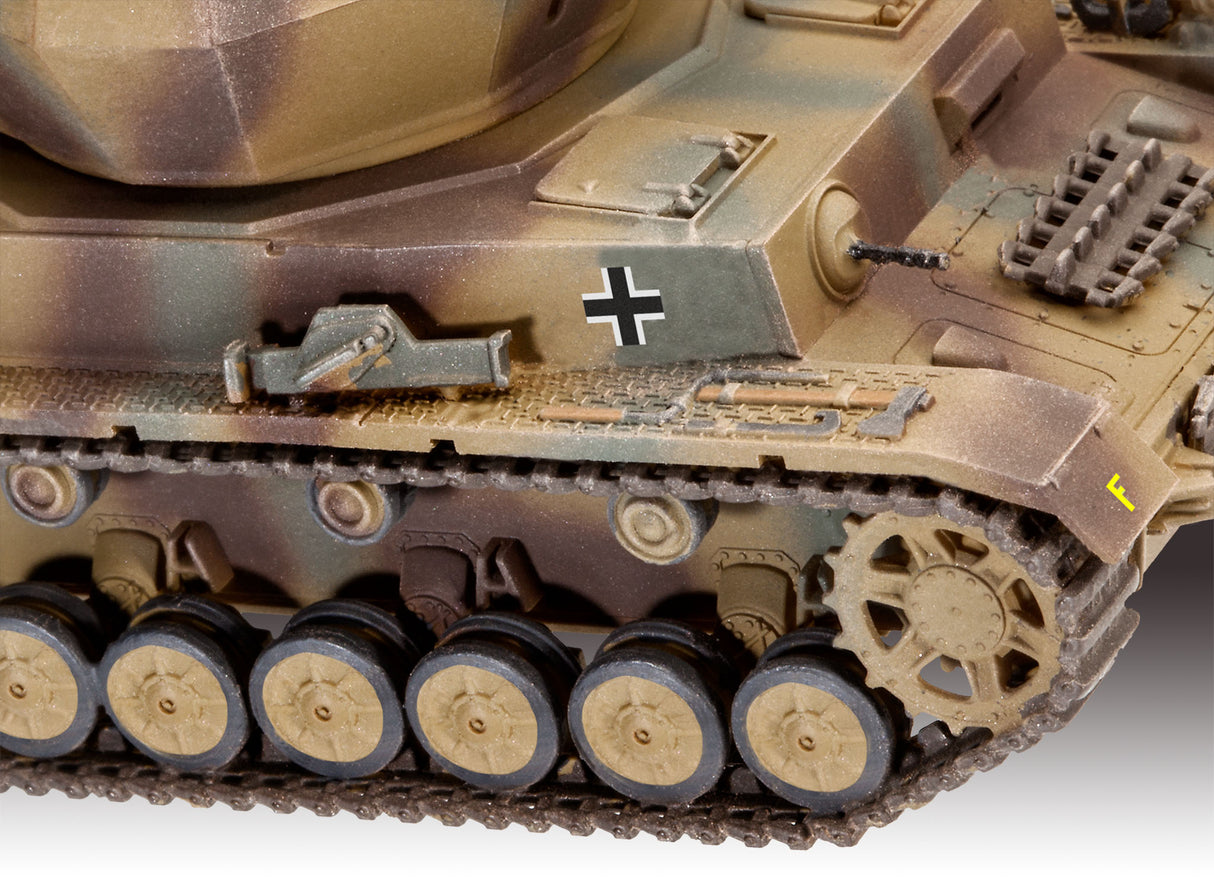 Revell Plastic Model Flakpanzer IV Wirbelwind (2 cm Flak 38) 1:72 03267R