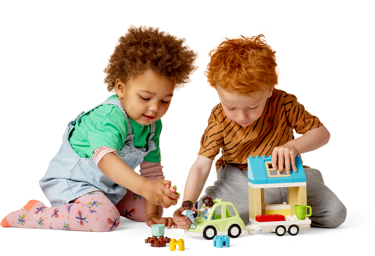 LEGO DUPLO Family House on Wheels 10986L