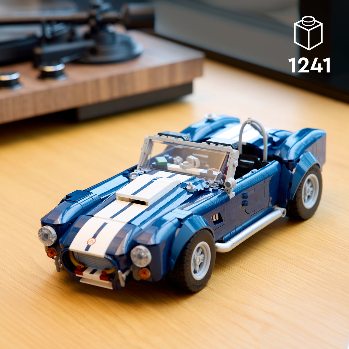 LEGO Icons Shelby Cobra 427 S/C 10357L