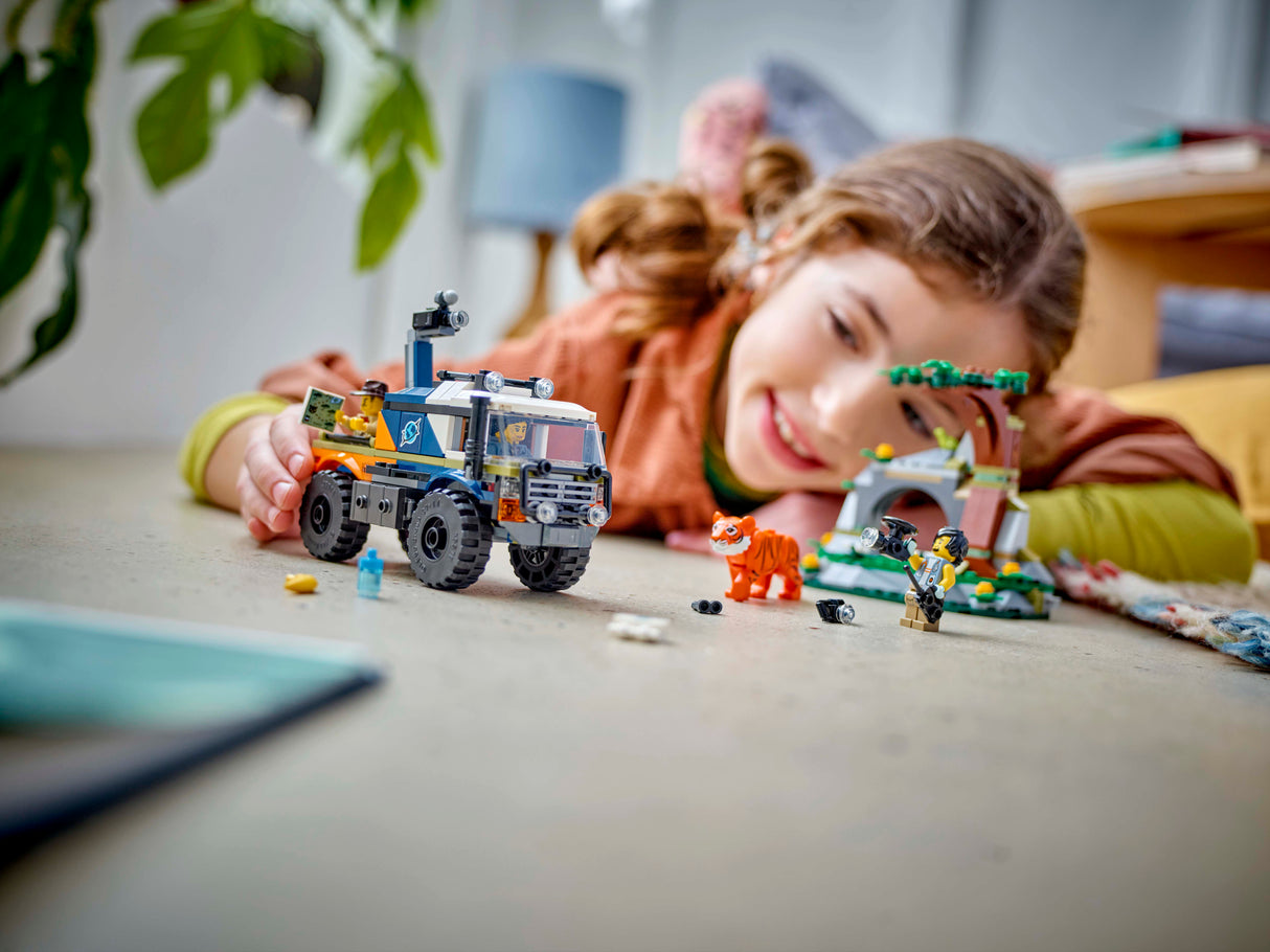 LEGO City Jungle Explorer Off-Road Truck 60426L