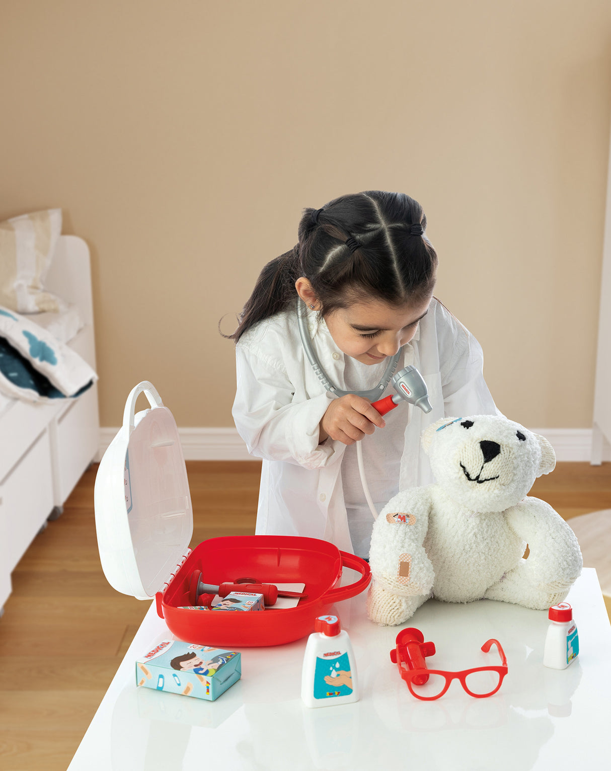 Smoby - Doctor's case + 15 340104S