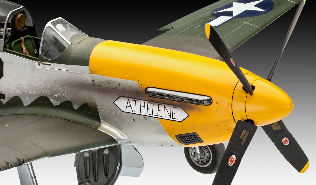 Revell Plastic Model P-51D-5NA Mustang (early version) 1:32 03944R