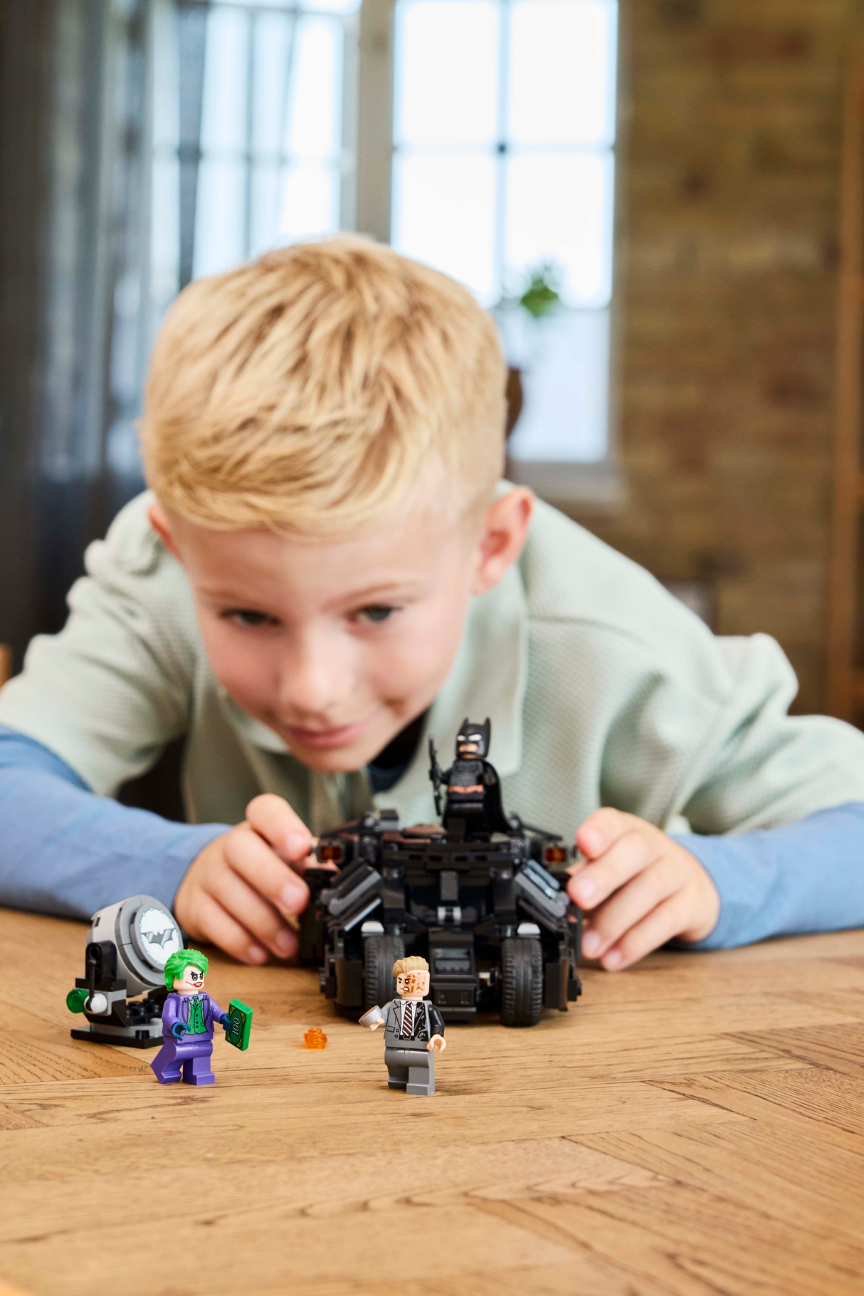 LEGO Super Heroes Batman Tumbler vs. Two-Face & The Joker 76303L