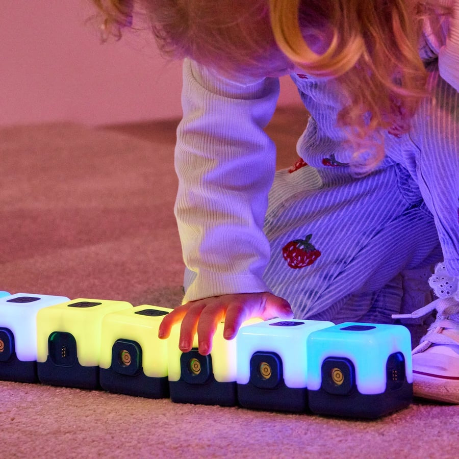 TTS Glow Sequencing Cubes EL47499B