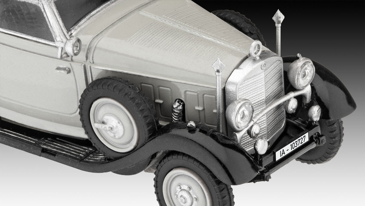 Revell Plastic Model German Staff Car "G4" 1:72 03268R