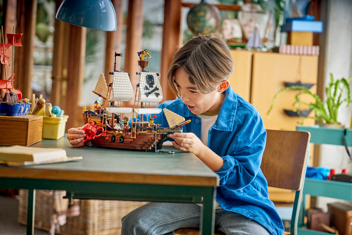 LEGO Creator Iconic Pirate Ship 31387L
