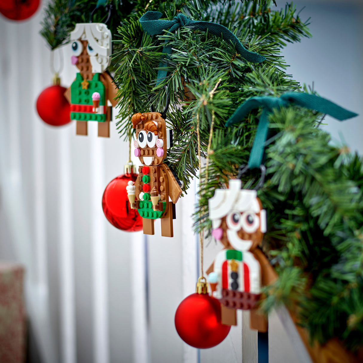 LEGO Gingerbread Ornaments 40642L