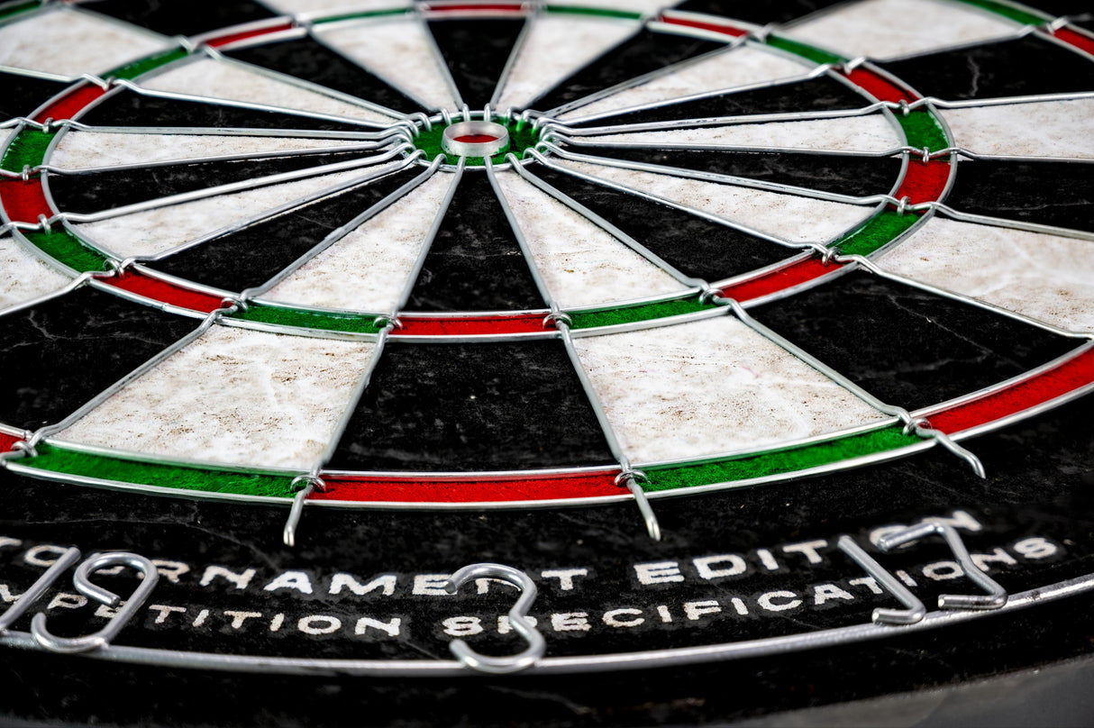 Gamesson Dartboard: Tournament Edition 111-4010