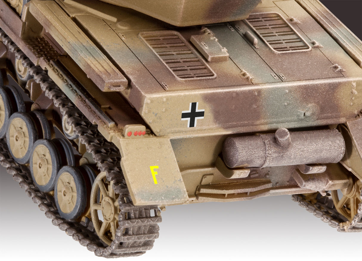 Revell Plastic Model Flakpanzer IV Wirbelwind (2 cm Flak 38) 1:72 03267R