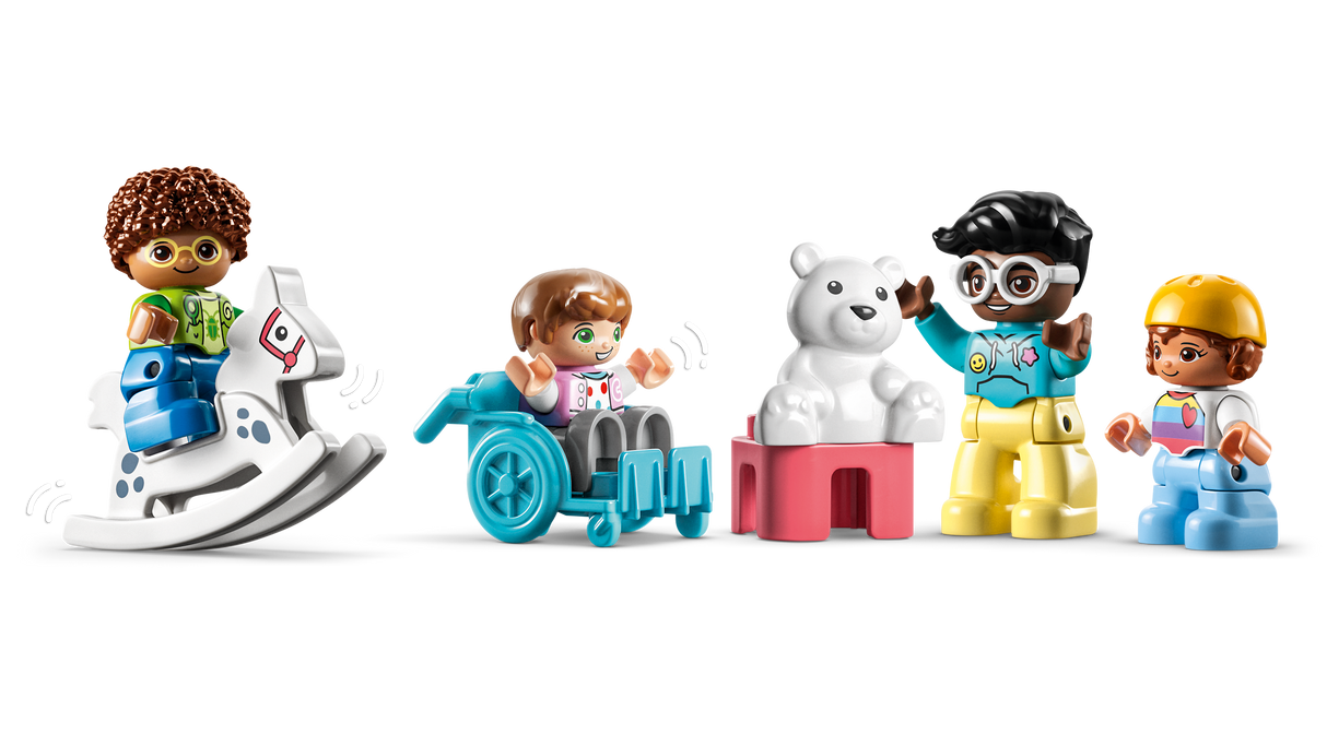LEGO DUPLO Life At The Day Nursery 10992L