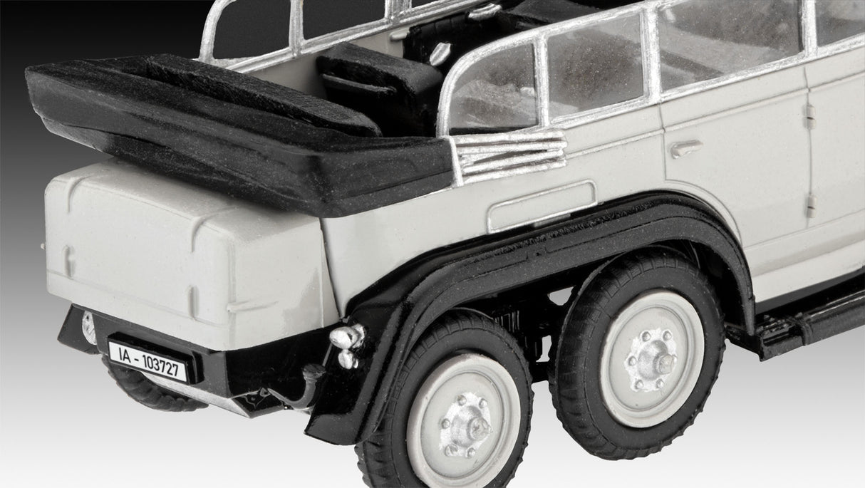 Revell Plastic Model German Staff Car "G4" 1:72 03268R