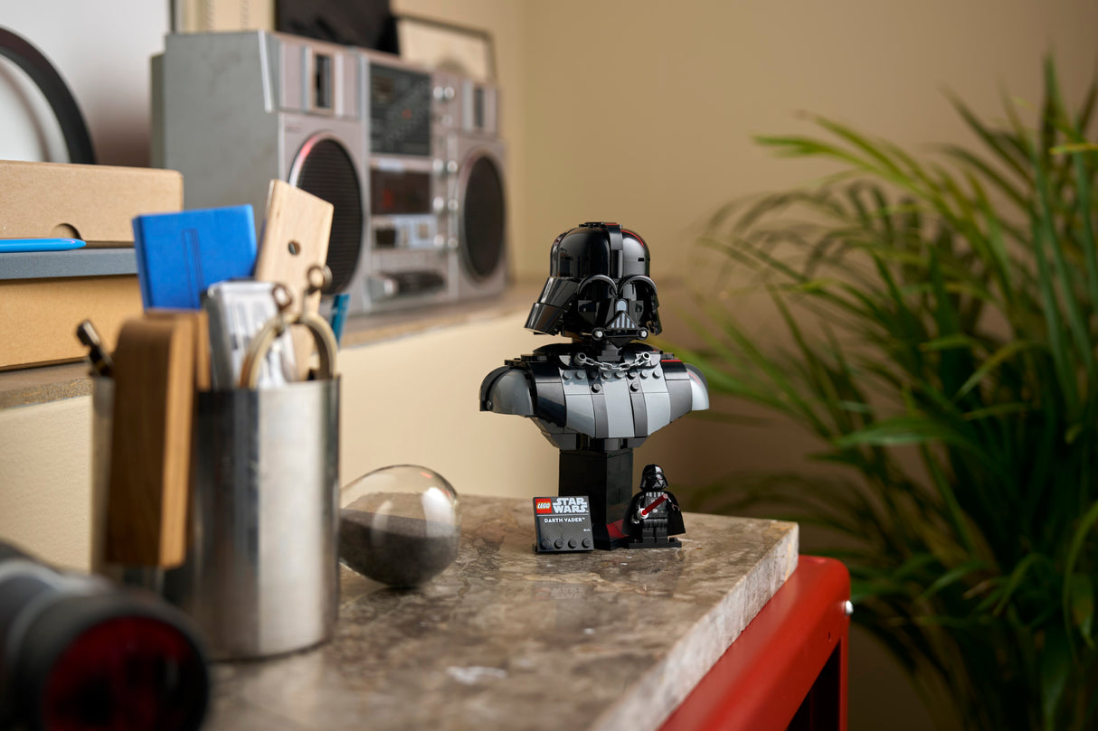 LEGO Star Wars Darth Vader Bust 75439L