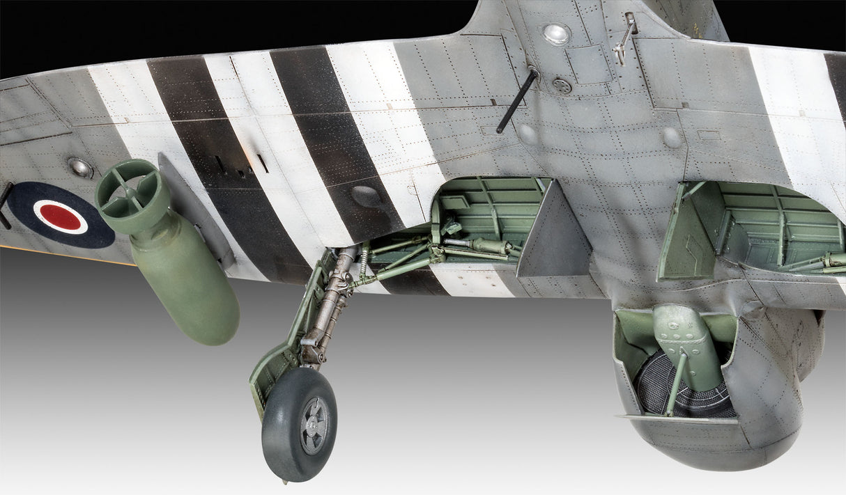 Revell Plastic Model Hawker Tempest 1:32  03851R