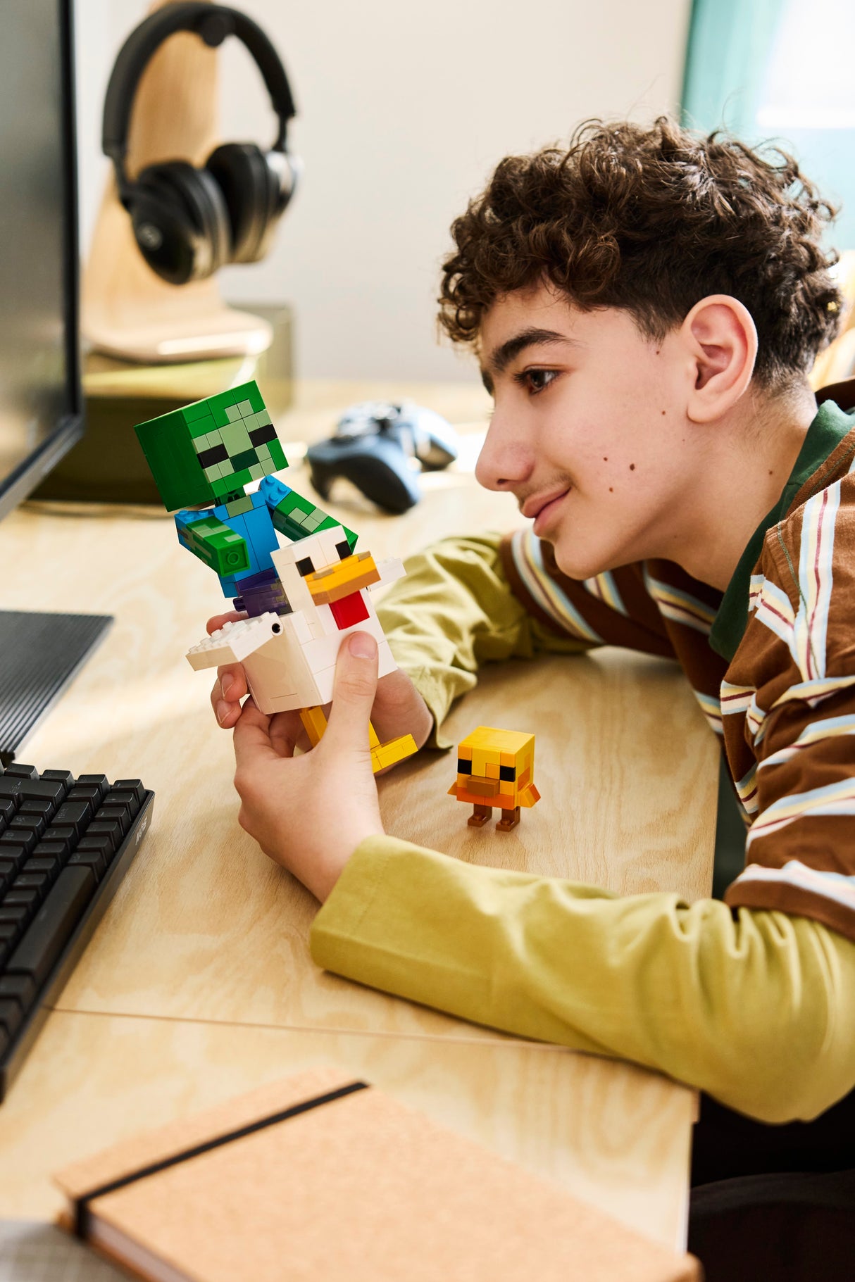 LEGO Minecraft Chicken Jockey 21582L