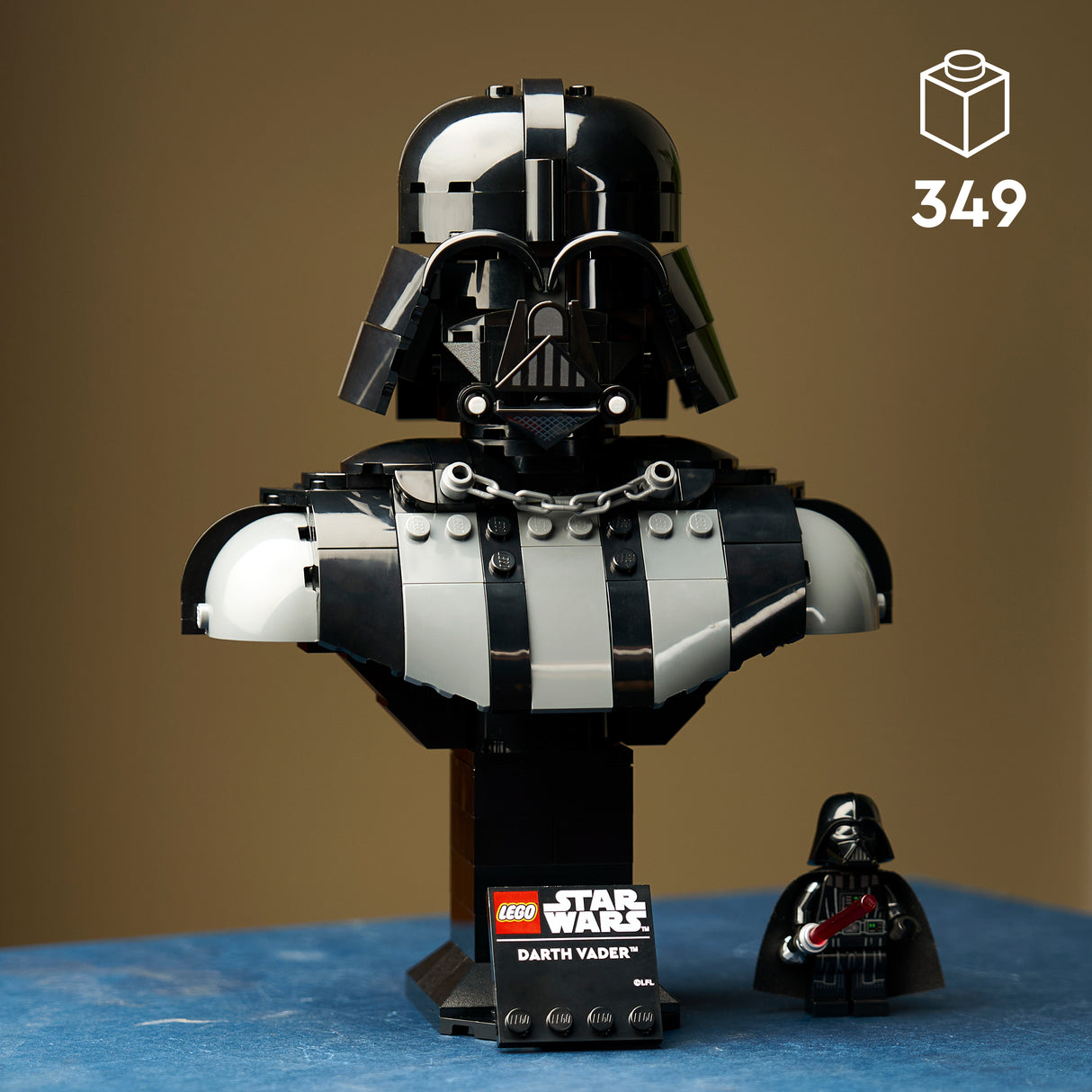 LEGO Star Wars Darth Vader Bust 75439L