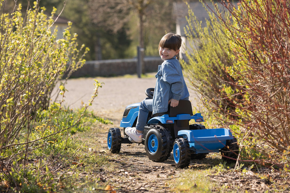 Smoby Traktor Blue Farmer XL with a Trolley 710129S