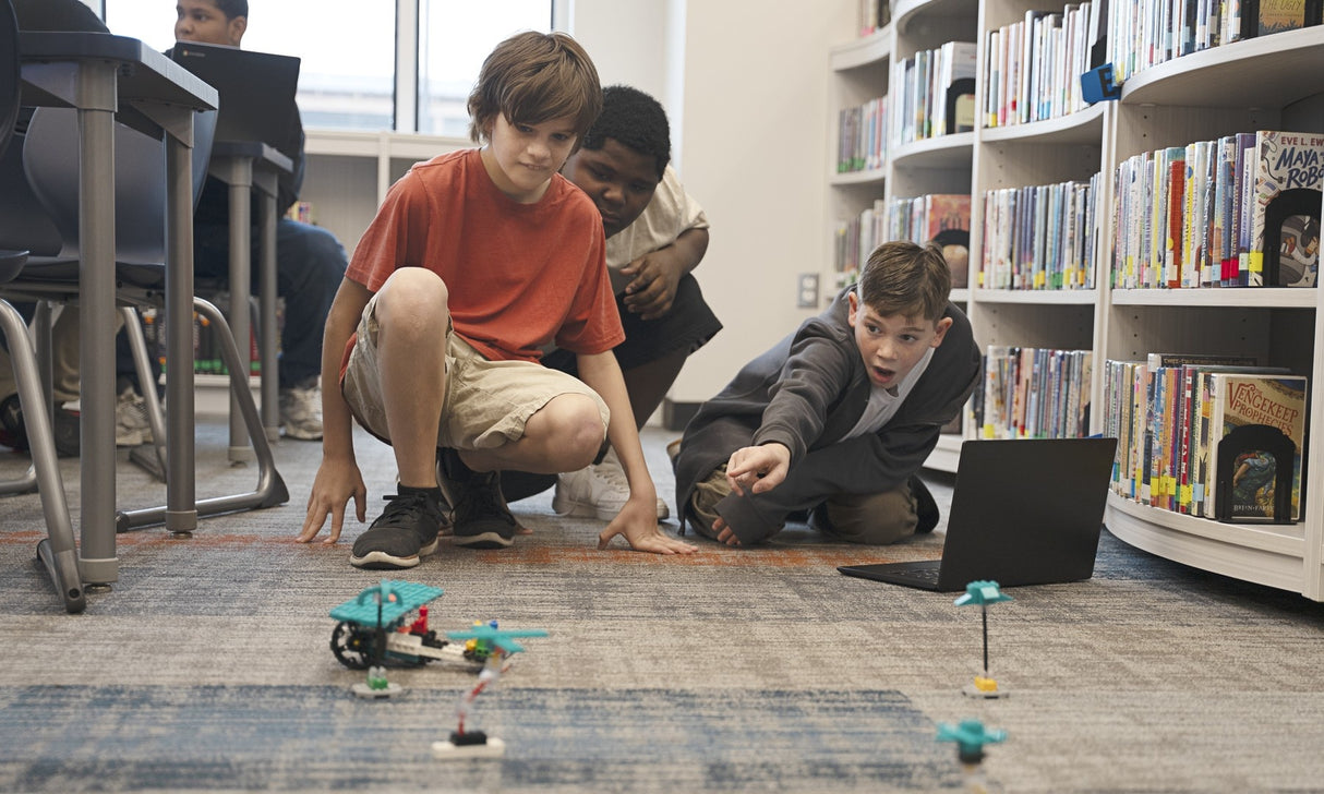 LEGO Education Computer Science & AI Classroom Bundle 6 kits: Year 7-9 5010029