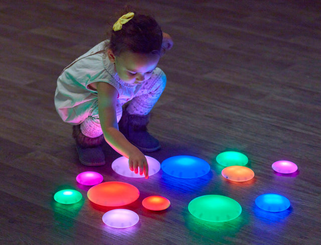 TTS Glow Pebbles 12pk EY11966B
