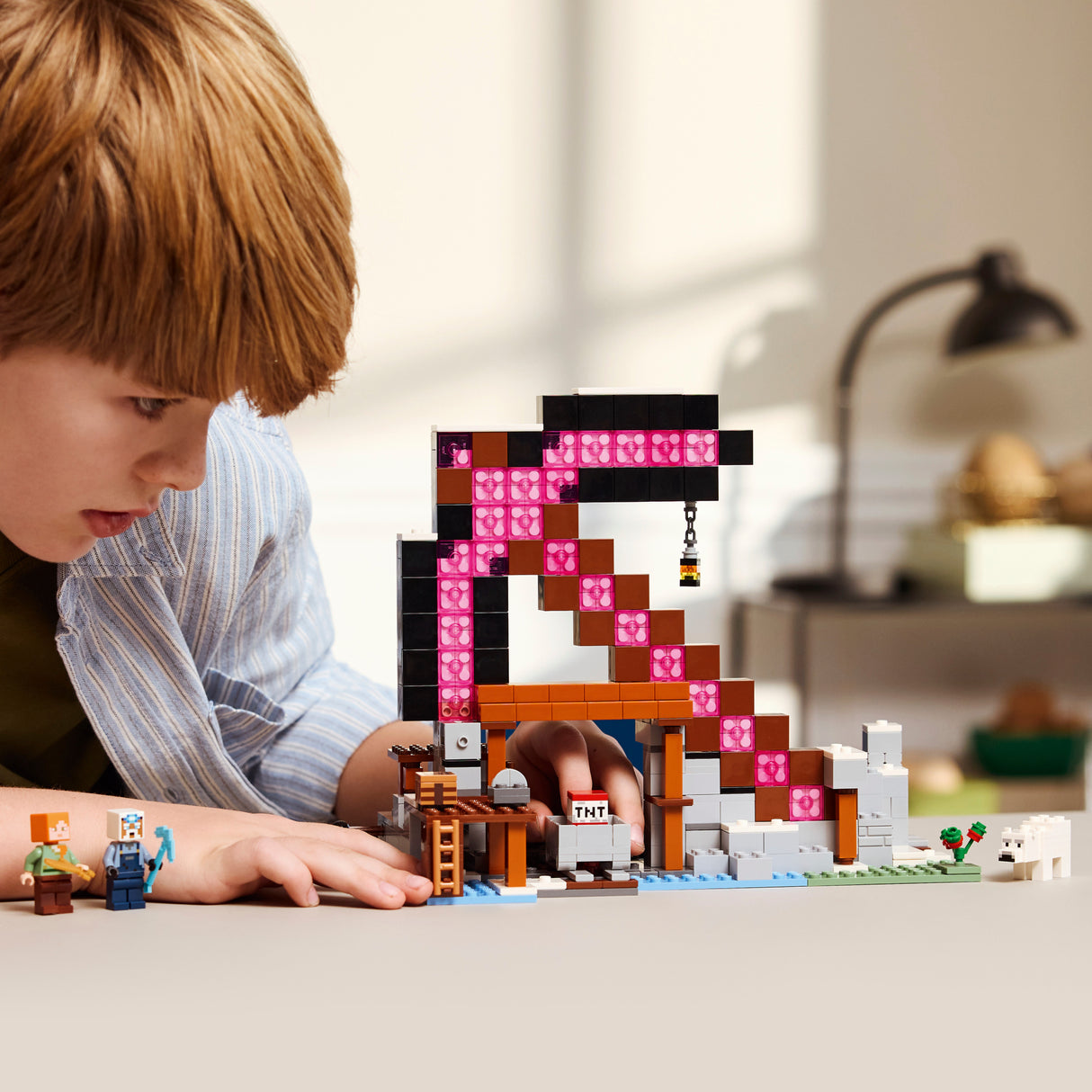 LEGO Minecraft The Pickaxe Mine
 21277L
