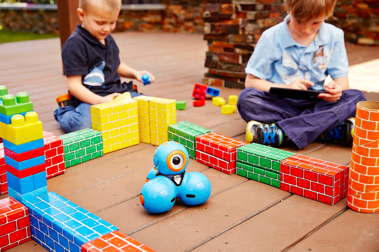 Wonder Workshop Dash Coding Robot DA01