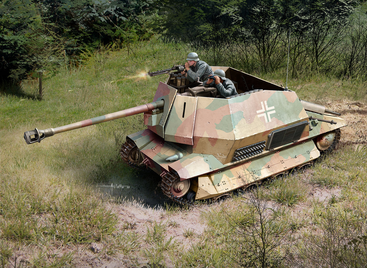 Revell Plastic Model  Marder I on FCM 36 base 1:35 03292R