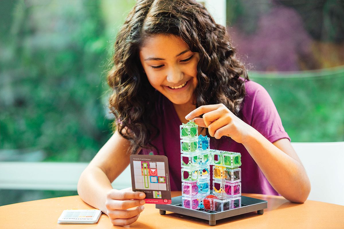 ThinkFun board game Gravity Maze 76433F