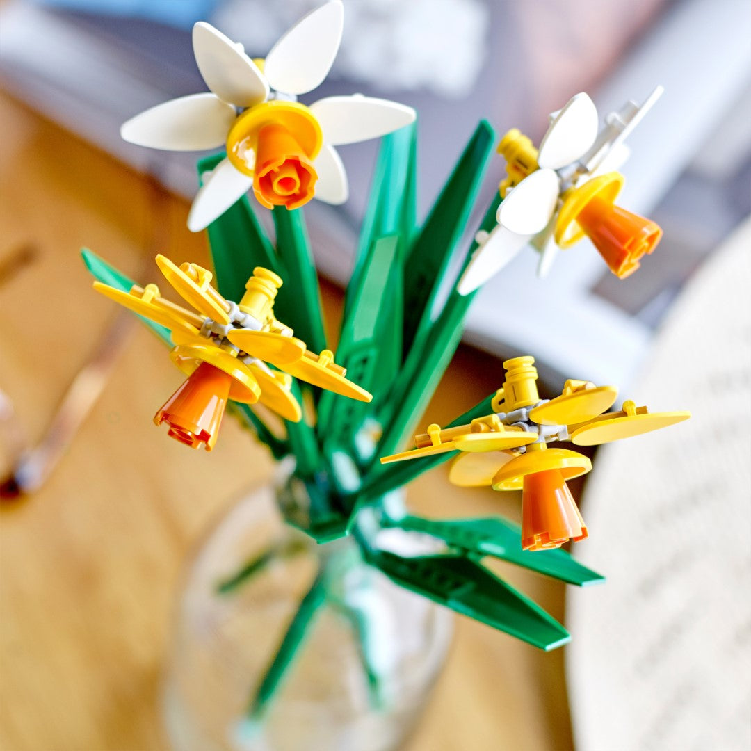 LEGO Daffodils 40747L
